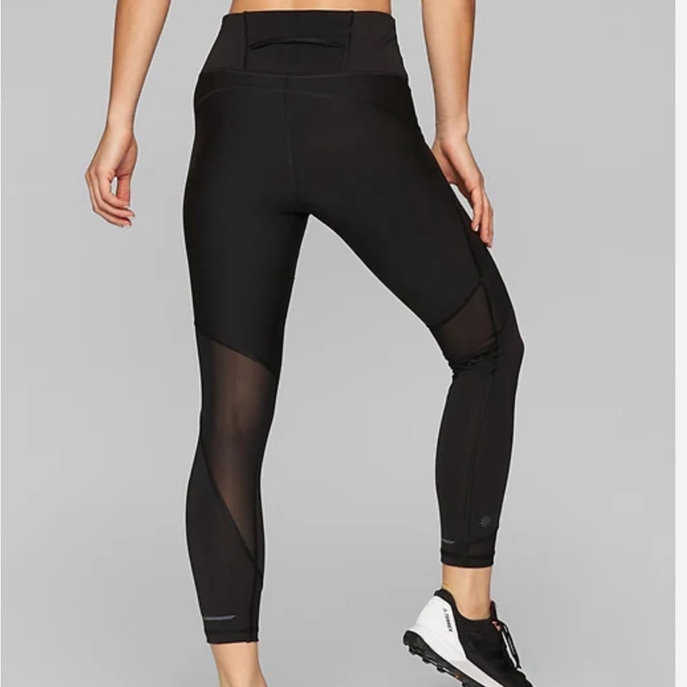 Athleta STEALTH 7/8 TIGHT leggings.